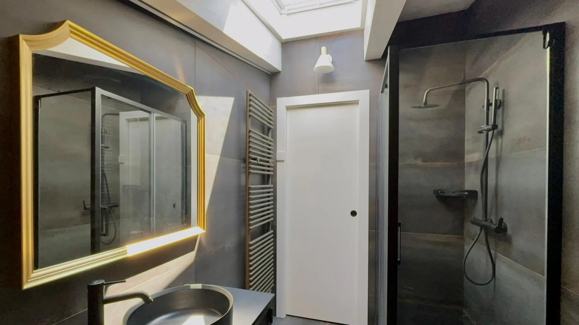 Apartment Tranquility Inn- 25 Min Duomo M1 Sesto San Giovanni